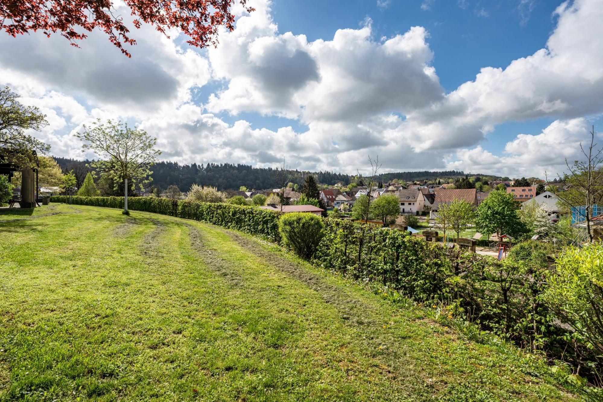 Apartamento Hobbit Lounge Eppingen Exterior foto
