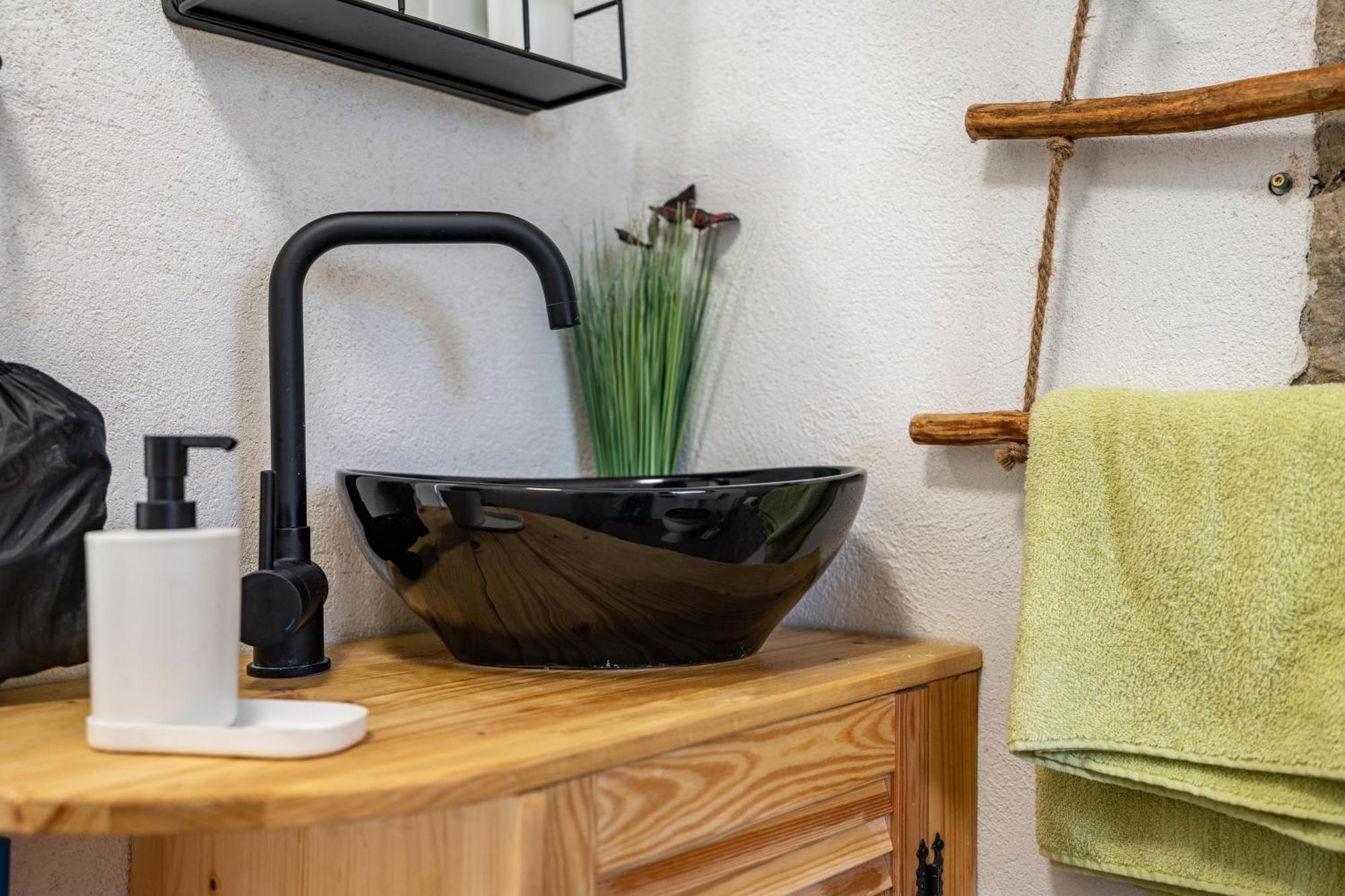 Apartamento Hobbit Lounge Eppingen Exterior foto